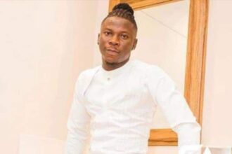 Big Church Playing stonebwoy kpo keke slay queen | Townflex