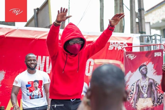 Kuami Eugene Signs As Brand Ambassador For Itel Ghana, Togo, Burkina Faso & Ivory Coast: PHOTOS