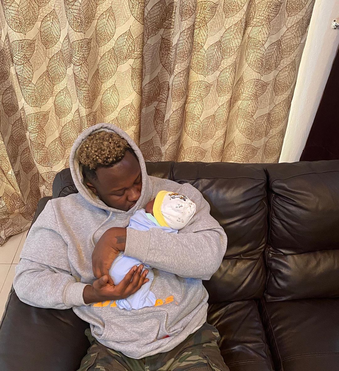 Medikal and Fella Makafui drops first photo of their child