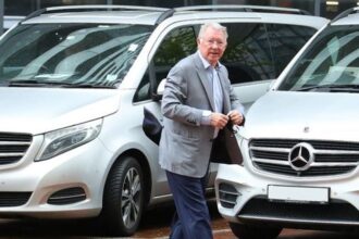 Manchester's Sir Alex Ferguson Spotted With PSG Officials Ahead Of Man City Champions League Clash on TownFlex