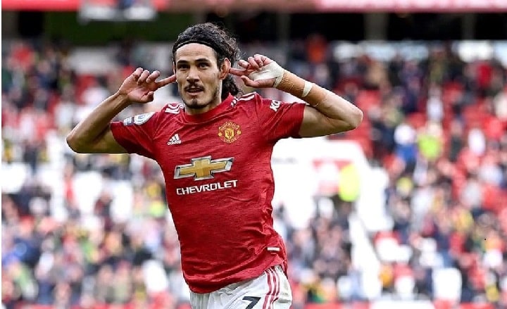 Disappointing United fans continued their protests against the Glazers after their return to Old Trafford as relegated Fulham come back cancelled Cavani's lead