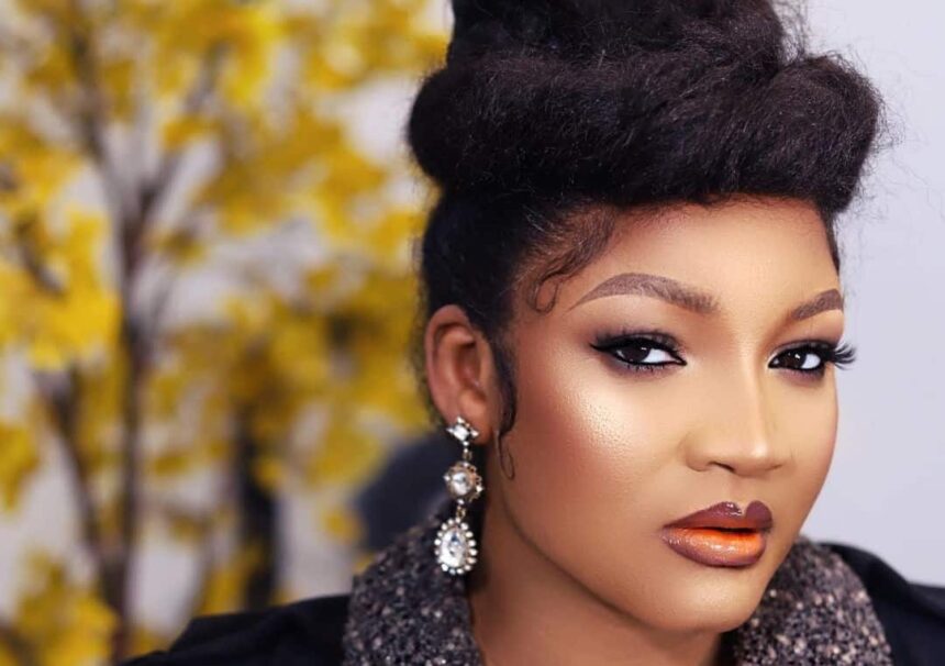 "I Will Lock You Down" Jalade Omotola Strike Artist Who Drew a Portrait of Her