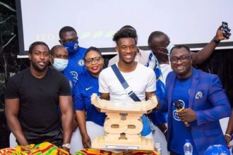 Chelsea Star Callum Hudson-Odoi honoured by Chelsea Supporters Club of Ghana