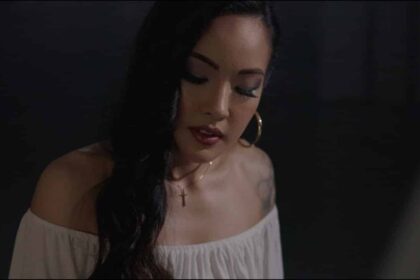 Tatiana Manaois - Your Turning Page