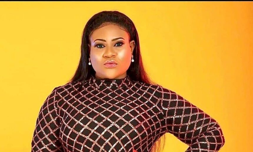Destiny Etiko reacts after Luchy Donalds exposed secret behind her curvy body-shape (Video) 1 Destiny Etiko reacts after Luchy Donalds exposed secret behind her curvy body-shape (Video)