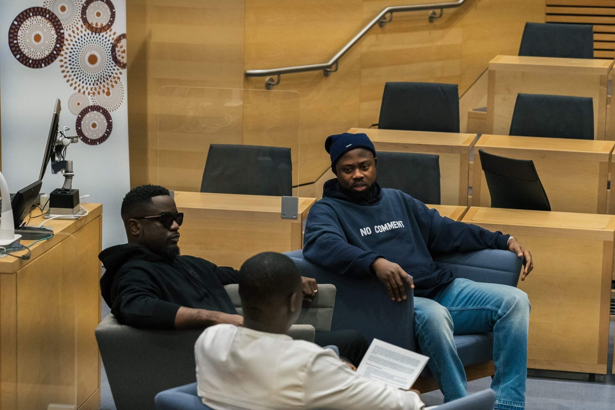 Check Out Classy Photos Sarkodie Storms Oxforford University
