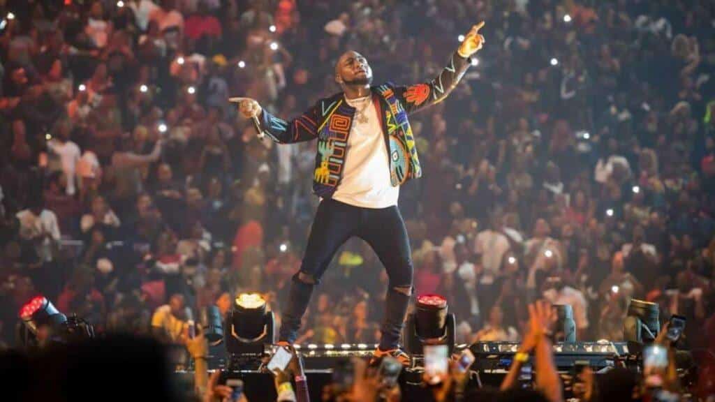 Watch Davido’s grand entrance at the London’s O2 concert (Video)