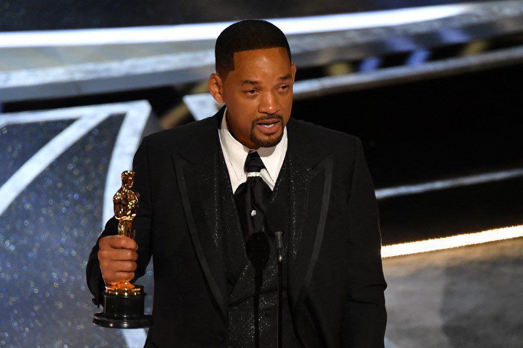 Will Smith apologises to Chris Rock after Oscars slap 2 Will Smith apologises to Chris Rock after Oscars slap
