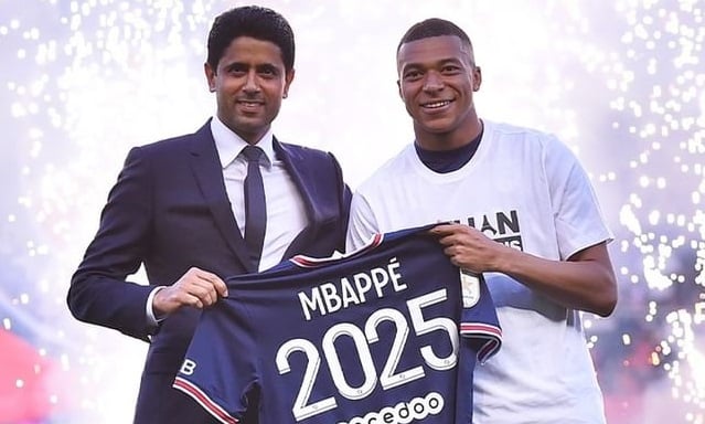 Kylian Mbappé extends contract with PSG untill 2025
