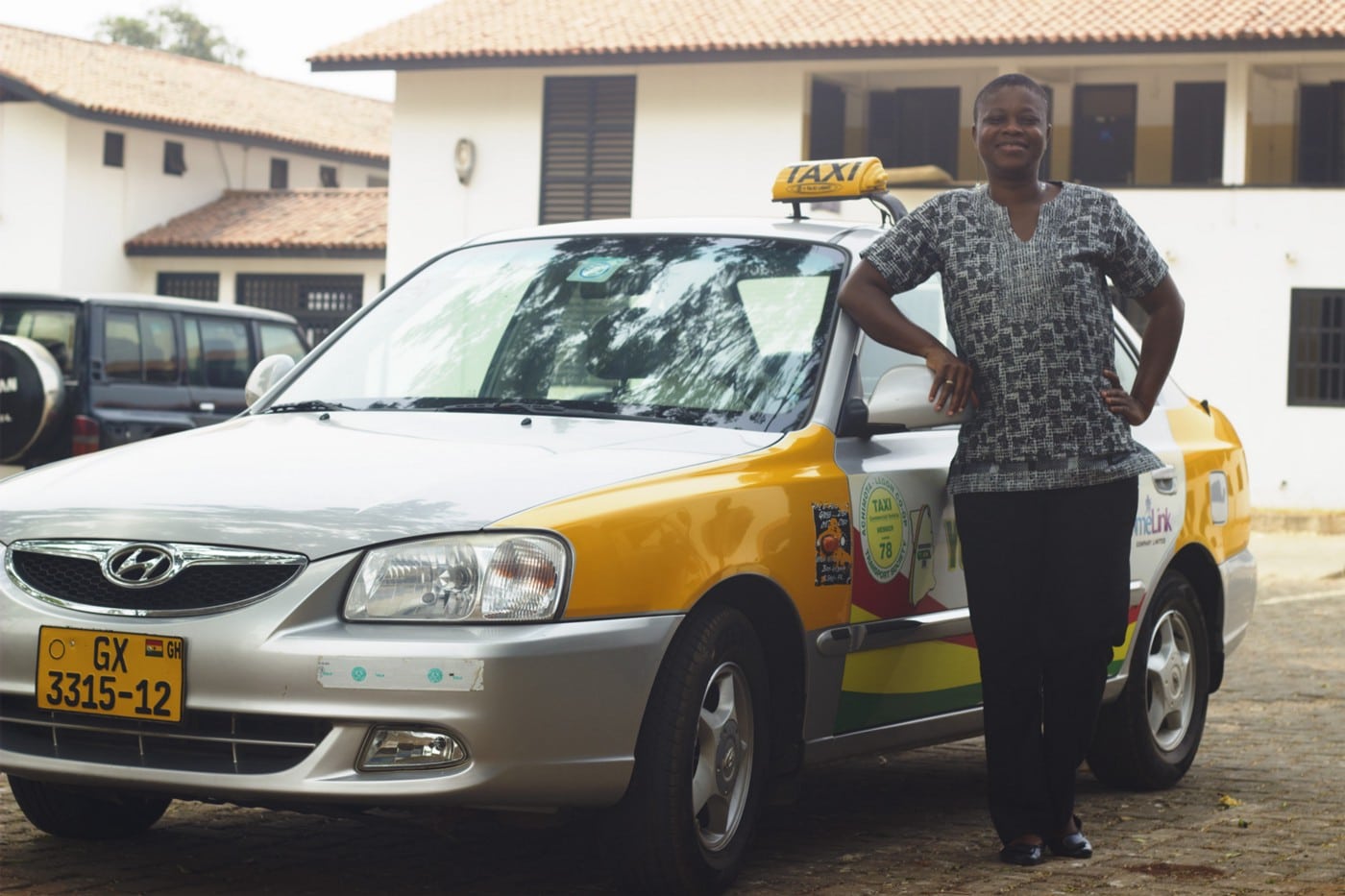 Women offer s3x in exchange for fare: Taxi Driver 2 Women offer sex in exchange for fare: Taxi Driver