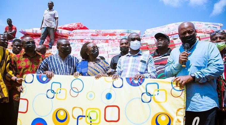 Mahama donates to flood victims in Apiate