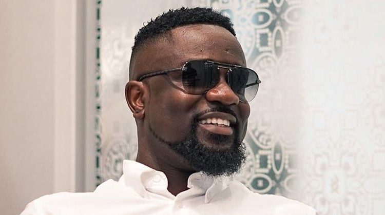 Sarkodie is working on a collaboration with Kanye West: Producer