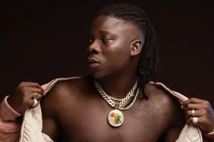It is challenging to win over artists: Stonebwoy