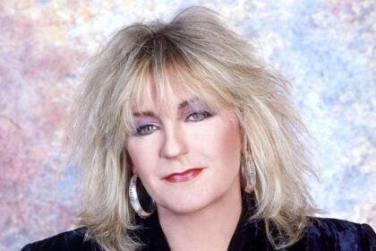 Fleetwood Mac Singer, Christine McVie Dies At 79