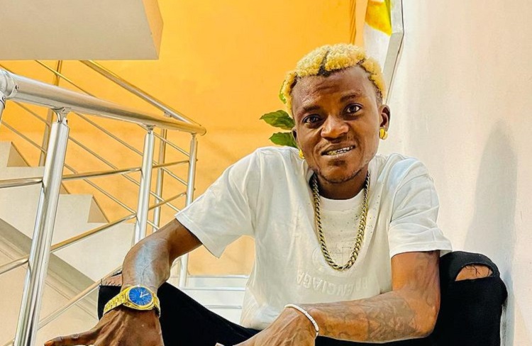 Portable calls out his Port-Harcourt fans for spraying him fake money (Video)