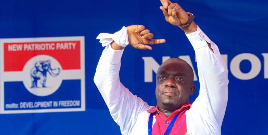 NPP General Secretary Justin Frimpong Kodua has urged Ghanaians to commend President Nana Addo-Dankwa Akufo-Addo for reviving the country's faltering economy despite challenges.