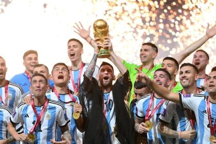 FIFA to pay clubs £300m for sending players to World Cup