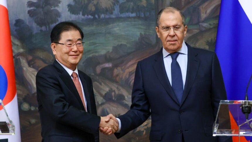 South Korea Signals Willingness to Arm Ukraine