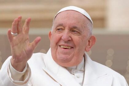 Pope Francis to undergo abdominal surgery