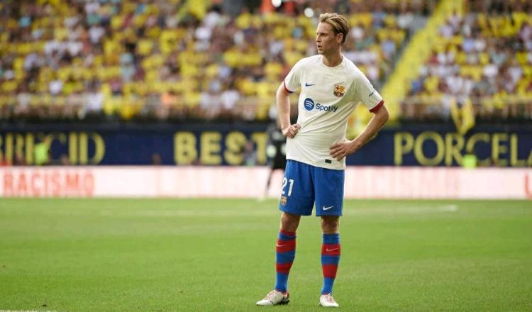 FC Barcelona at Risk of Losing Frenkie de Jong for Free Due to Stalled Contract Negotiations