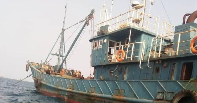 Fisheries Ministry Revokes Licences of 14 Vessels in Ghana for Violating Regulations