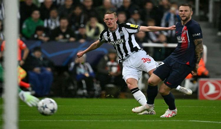 Newcastle Stuns PSG: Historic 4-1 Victory in Champions League Thriller!