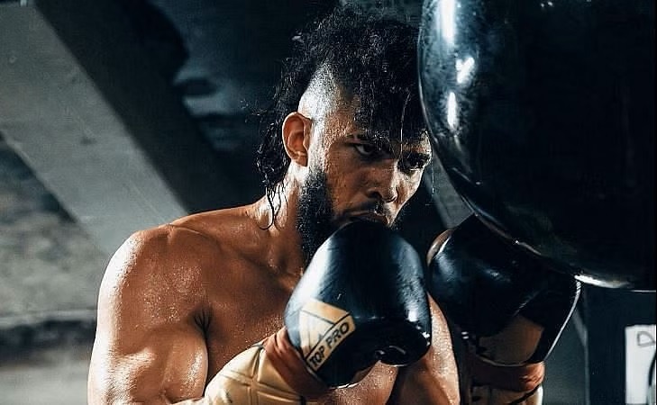 Johnny Walker Net Worth: How Much Does He Make? Exploring the question of how financially well-off the eccentric Irish-Brazilian MMA sensation is has been a burning curiosity for many fans. Fear not, as this article aims to satisfy that curiosity.