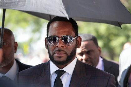 R. Kelly claims he was Unaware of Lawsuit Resulting in $10.5m for 6 Women