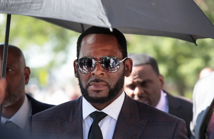 R. Kelly claims he was Unaware of Lawsuit Resulting in $10.5m for 6 Women