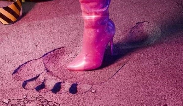 Nicki Minaj Big Foot Lyrics: United States-based Trinidadian-born rapper and singer Nicki Minaj Nicki Minaj's diss track aimed at Megan Thee Stallion, "Big Foot," is finally here.