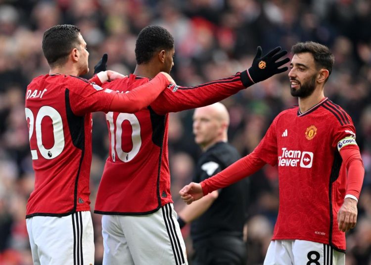 Man United break two-game losing streak with victory against Everton in the EPL