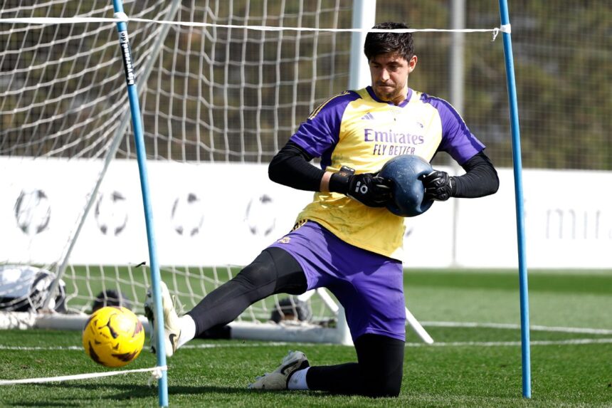 Real Madrid's Thibaut Courtois Faces Setback with New Knee Injury Ahead of Anticipated Return 1 Real Madrid's Thibaut Courtois Faces Setback with New Knee Injury Ahead of Anticipated Return
