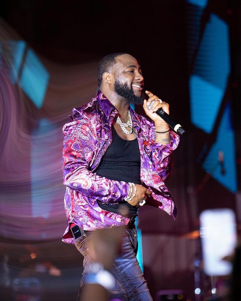 Davido describes being a father of twins as 'the greatest feeling ever 3 Davido describes being a father of twins as 'the greatest feeling ever