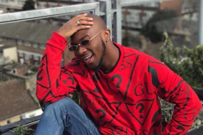 King Promise aids fans with fees and medical expenses