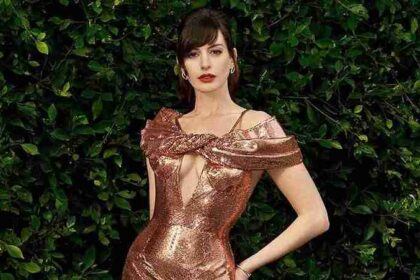 Anne Hathaway Net Worth 2024 and Biography