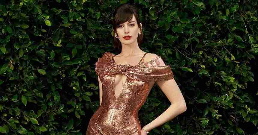 Anne Hathaway Net Worth 2024 and Biography