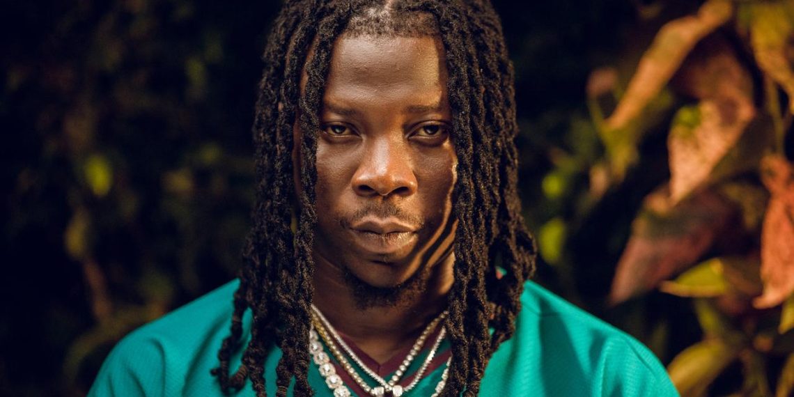 stonebwoy - pray for me lyrics