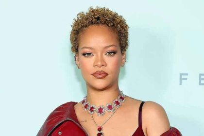 Rihanna Net Worth and Biography