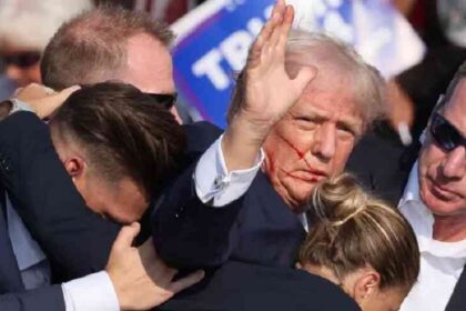 Donald Trump to stand behind bulletproof glass at outdoor rallies