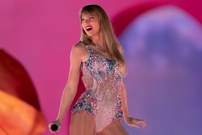 Taylor Swift Crowned World’s Richest Female Musician 2 Taylor Swift Crowned World’s Richest Female Musician