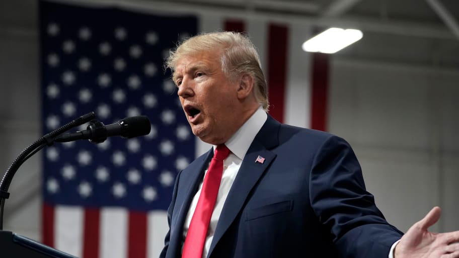 Trump Calls for Death Penalty for Migrants Who Kill Americans