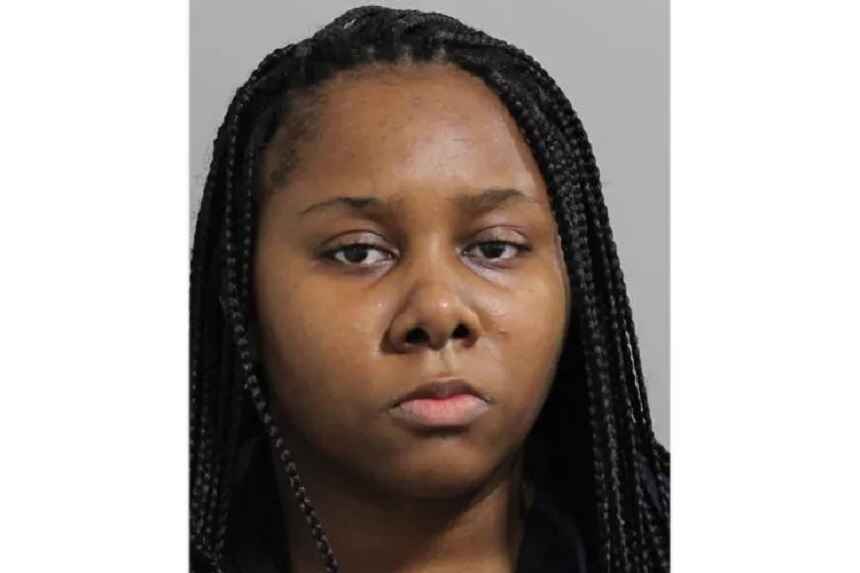 Home Health Aide Accused of Ignoring Elderly Man's Fall, Leading to His Death