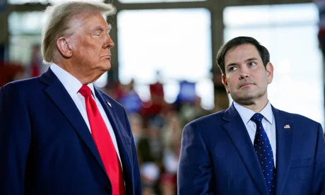 UK Faces Tough Trade Choice Between EU and Trump, Experts Warn 3 UK Faces Tough Trade Choice Between EU and Trump, Experts Warn