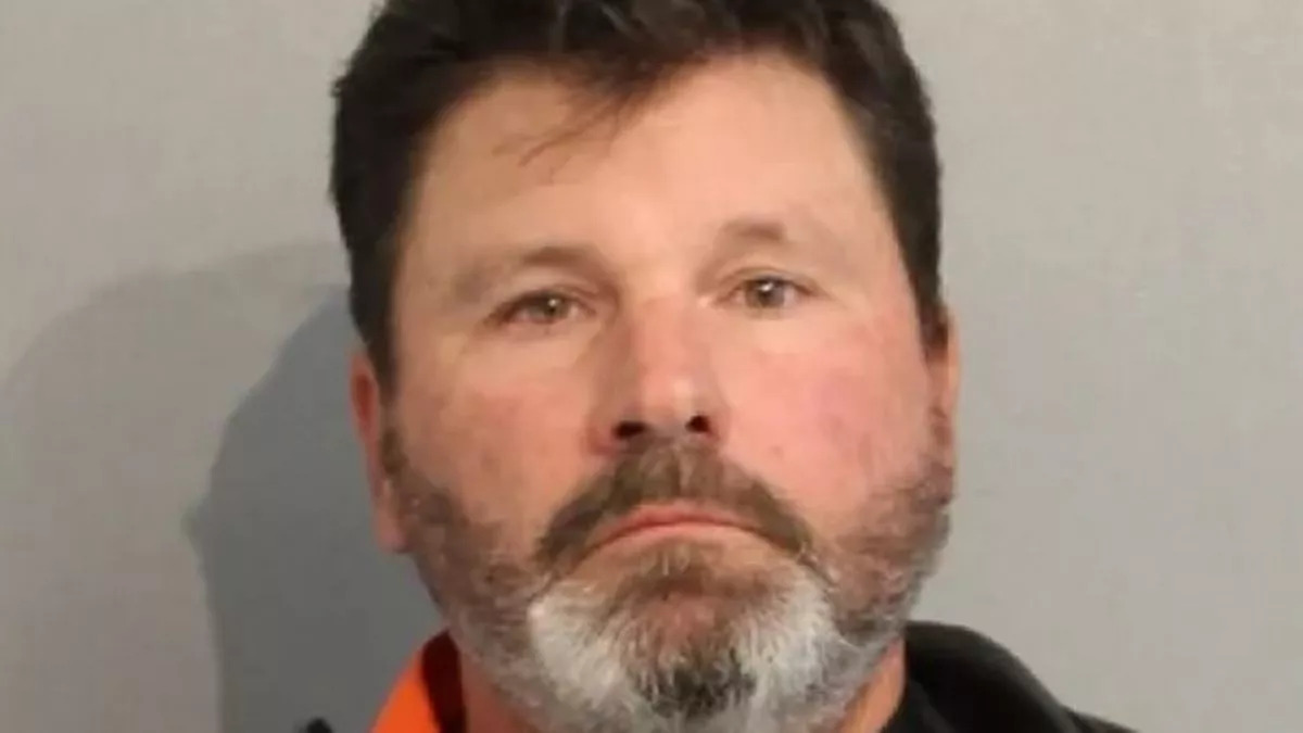 Man Kills Ex-Fiancée After She Gives Engagement Ring Back, Then Makes Her Daughter Call 911