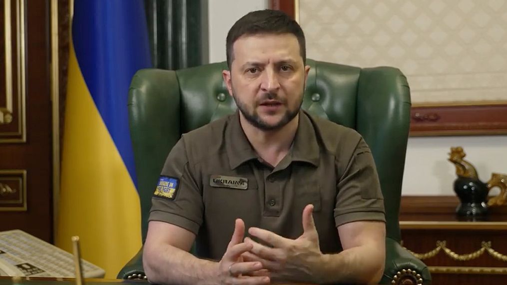 Zelenskyy to End Russian Gas Transit