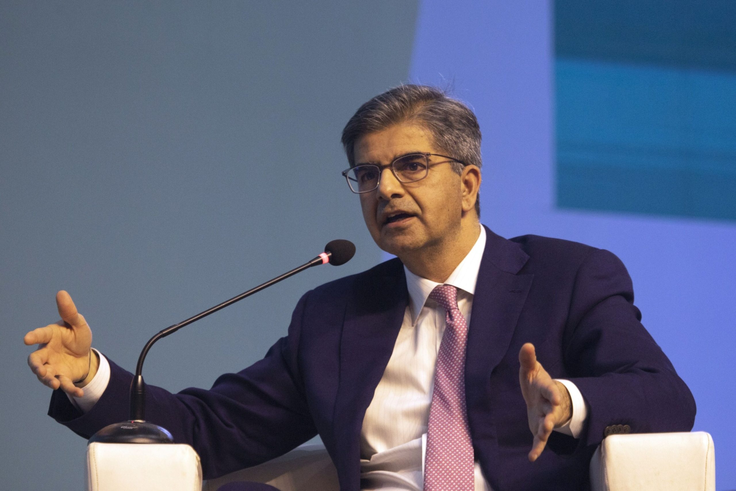Tullow Oil CEO Rahul Dhir Resigns, Shares Dip 7% on News