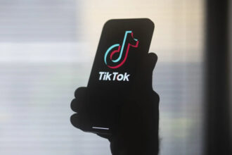 TikTok Reaches 1 Billion Users but Faces Growing Controversies