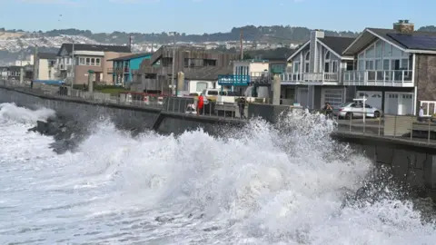 Magnitude 7 Earthquake Strikes California, Triggers Tsunami Warning and Evacuations