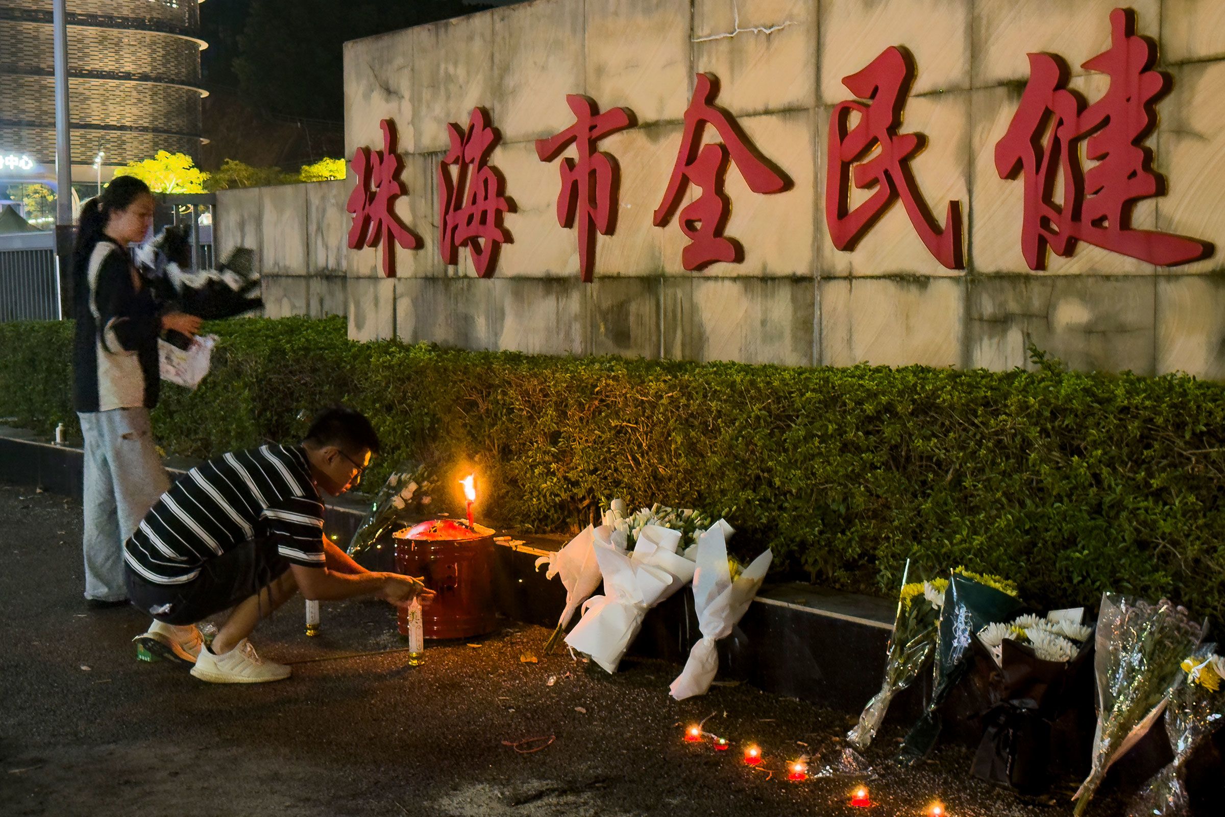 Chinese Man Sentenced to Death for Killing 35 People by Driving into a Crowd 2 Chinese Man Sentenced to Death for Killing 35 People by Driving into a Crowd