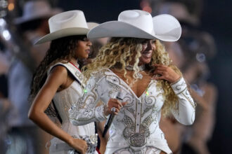 Beyoncé Surprises Fans with Daughter Blue Ivy During ‘Cowboy Carter’ Halftime Show Debut